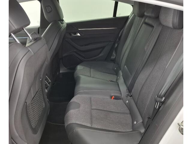 Peugeot 508 1.6 HYbrid Allure Pack Business Cruise control adaptief / Navigatie / Camera