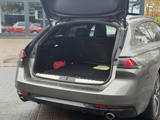 Peugeot 508 1.6 HYbrid Blue Lease GT BOMVOL! | PANO| MEMORY STOEL MET MASSAGE| ELEK. ACHTERKLEP| CAMERA| FOCAL AUDIO| DODE HOEK|
