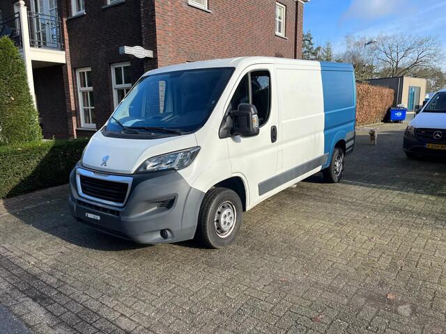 Peugeot BOXER 330 2.0 BlueHDI L2H1 Pro