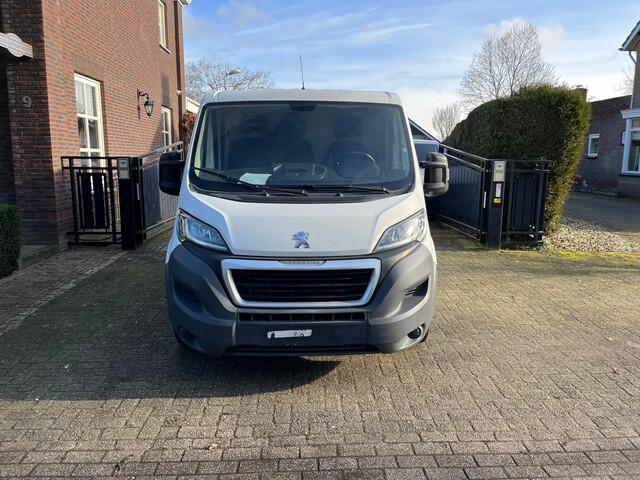 Peugeot BOXER 330 2.0 BlueHDI L2H1 Pro