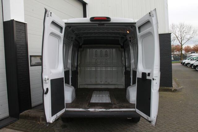 Peugeot BOXER 2.2 BlueHDi 165PK L2H2 EURO 6 - Airco - Cruise - Navi - ¤ 13.950,- Excl.