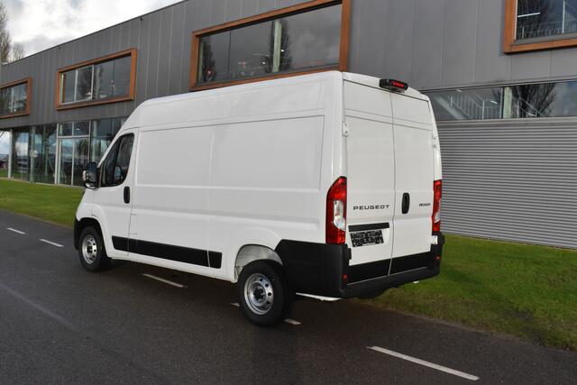 Peugeot BOXER 2.2 BlueHDi 140 S&S L2H2 3.3t Nieuwe bus zonder bpm 2 x snel leverbaar L2H2 / achteruitrijcamera verzwaard verenpakket, pakket City plus