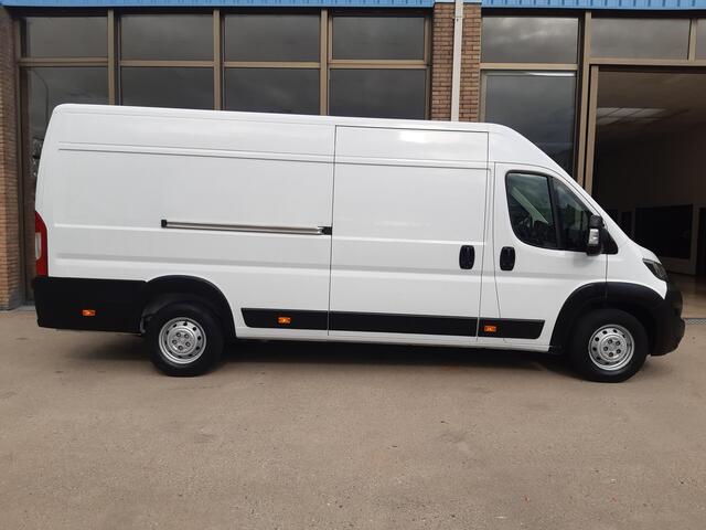 Peugeot BOXER 2.2 BlueHDI 140Pk L4H2 Airco Navi PDC Cruise control Achteruitrijcamera
