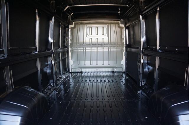 Peugeot BOXER 35+ Heavy 2.2HDI 180PK EAT8 Automaat L3H2 10" Navi, Climate. Camera, Cruise 270º Deur!! NR. 187