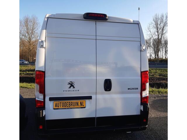 Peugeot BOXER 2.2 BlueHDi 140 Pk L2/H2 Airco Cruise Control Navigatie