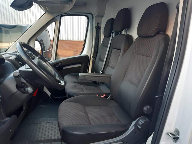 Peugeot BOXER 2.2 BlueHDi 140 Pk L2/H2 Airco Cruise Control Navigatie
