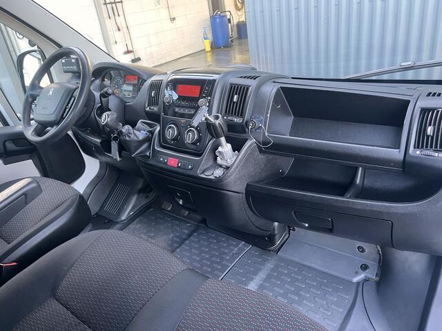 Peugeot BOXER 2.2 HDI Winterdienst Zoutstrooier Nido Open laadbak Airco Trekhaak Open laadbak Nido aansluiting voor Nido zoutstrooier 1e eigenaar Euro 5 Airco Trekhaak pick-up p-up Sneeuw ploeg Sneeuwborstel