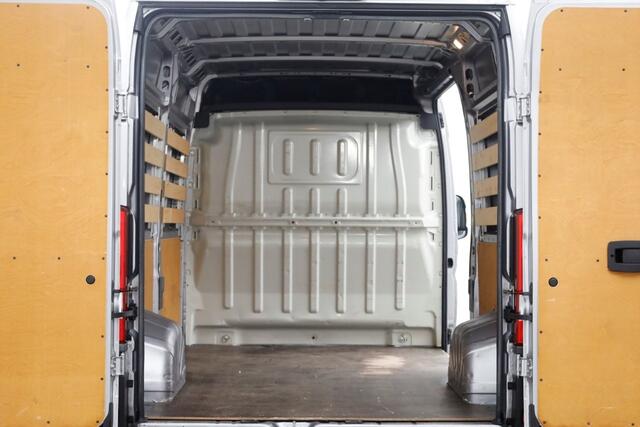 Peugeot BOXER 2.2 BlueHDi 140pk L2H2 Premium Airco/Navi/Camera 01-2022