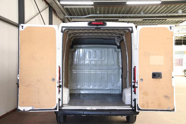 Peugeot BOXER 2.2 120PK L2H2 ACHTERUITRIJCAMERA EURO 6