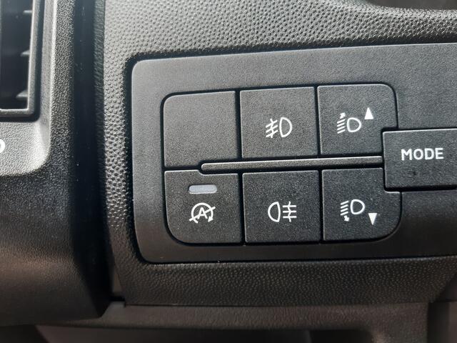 Peugeot BOXER 2.2 BlueHDI 140Pk L4H2 Airco Navi PDC Cruise control Achteruitrijcamera