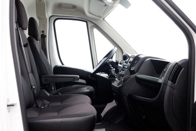 Peugeot BOXER 2.2 BlueHDi 120pk L2H2 Premium Airco/Camera 09-2020