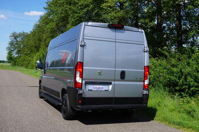 Peugeot BOXER 2.2 BlueHDi 140 L3H2 3.5t BPM voordeel |Nieuw |Airco |Carplay |Cruise |Camera |Parkeersensoren |3500 KG |140 pk |Metallic |Android auto |Bluetooth |Elektrisch verstelbare ramen en spiegels