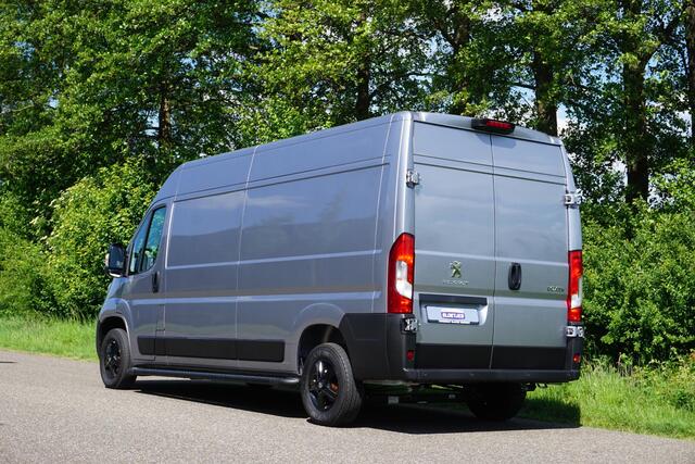 Peugeot BOXER 2.2 BlueHDi 140 L3H2 3.5t BPM voordeel |Nieuw |Airco |Carplay |Cruise |Camera |Parkeersensoren |3500 KG |140 pk |Metallic |Android auto |Bluetooth |Elektrisch verstelbare ramen en spiegels
