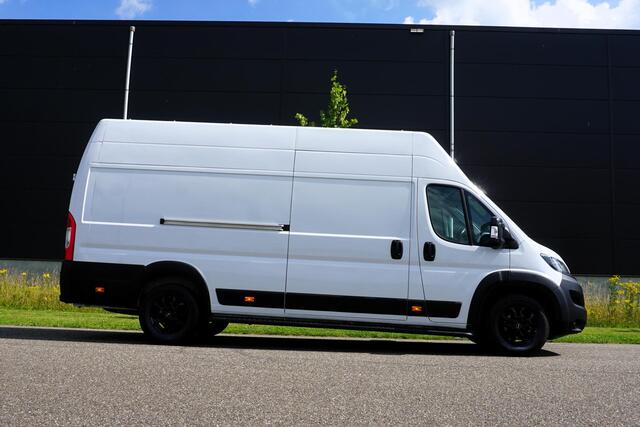 Peugeot BOXER 2.2 BlueHDi 140 L4H3 Zwaar 3.5t |Topstaat |EURO6D |1e eigenaar |Betimmering |Camera |Cruise |Navi |Climate |Lederen stuur |Carplay |Bluetooth |3500 KG |Heavy
