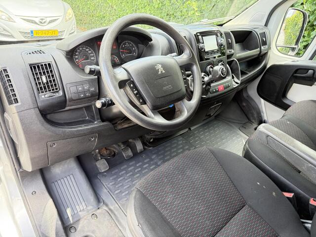 Peugeot BOXER 330 2.2 HDI L2H1 XT | Airco | Cruise Control | Trekhaak | Camera | 3 Zits | Nieuwe APK