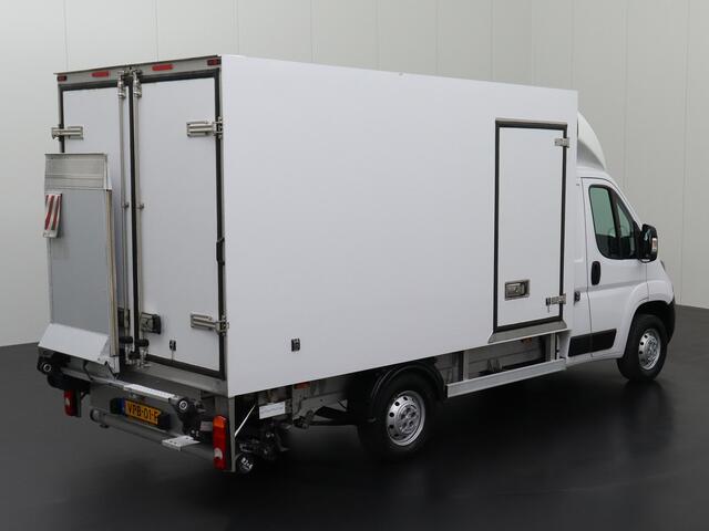 Peugeot BOXER 2.2 BlueHDi 140PK Koelbakwagen+Laadklep | Airco | Cruise | Dakspoiler | Zijdeur