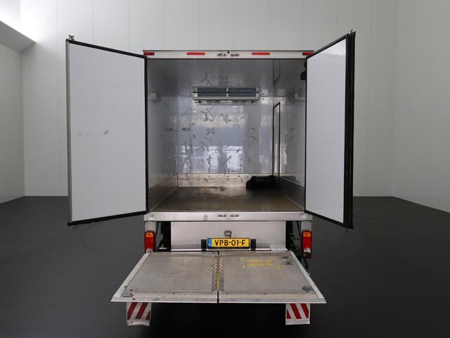 Peugeot BOXER 2.2 BlueHDi 140PK Koelbakwagen+Laadklep | Airco | Cruise | Dakspoiler | Zijdeur