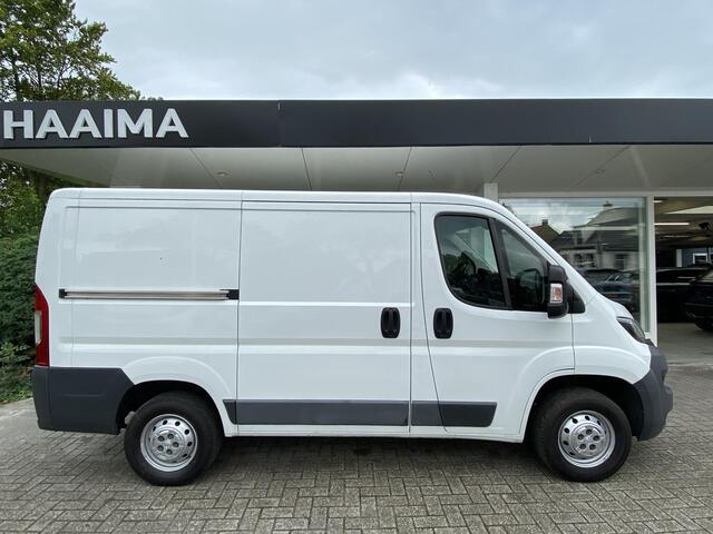 Peugeot BOXER 328 2.0 BlueHDI L1H1 Profit+ | 3 zitplaatsen | Weinig kilometers | Laadruimte inrichting nieuw | Bluetooth