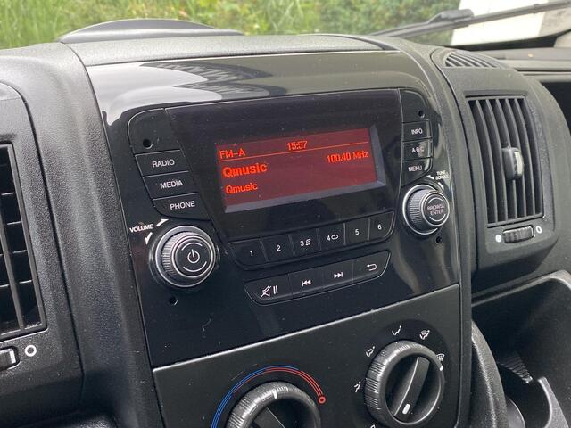 Peugeot BOXER 328 2.0 BlueHDI L1H1 Profit+ | 3 zitplaatsen | Weinig kilometers | Laadruimte inrichting nieuw | Bluetooth