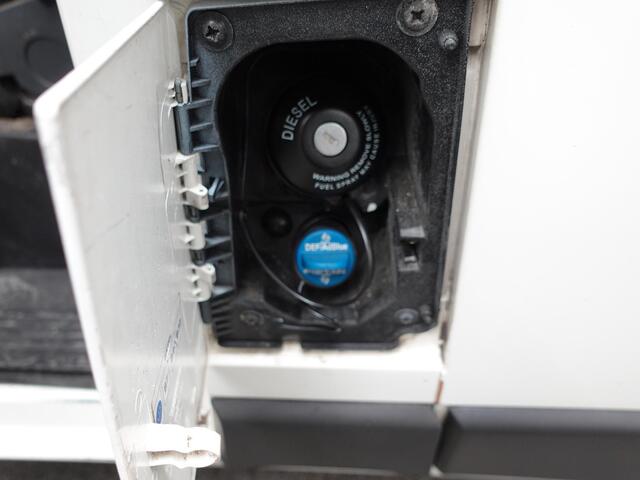 Peugeot BOXER 330 2.2 BlueHDi 120 L2H2 Pro