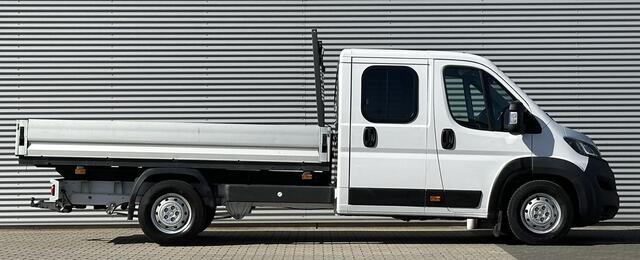 Peugeot BOXER Open laadbak 2.2 165PK L4 DC Dubbele cabine Peugeot Boxer Open laadbak 2.2 BlueHDi 165 L4 Zwaar DC 3.5t