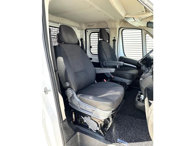 Peugeot BOXER Open laadbak 2.2 165PK L4 DC Dubbele cabine Peugeot Boxer Open laadbak 2.2 BlueHDi 165 L4 Zwaar DC 3.5t