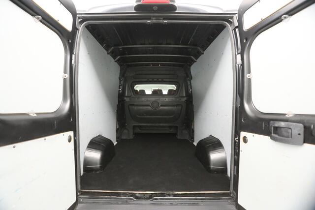 Peugeot BOXER 335 2.2 BlueHDi L3H2 | 140PK | DC | 6-Zits | Airco | Camera | Cruise | Navi | Parkeersensoren | Trekhaak