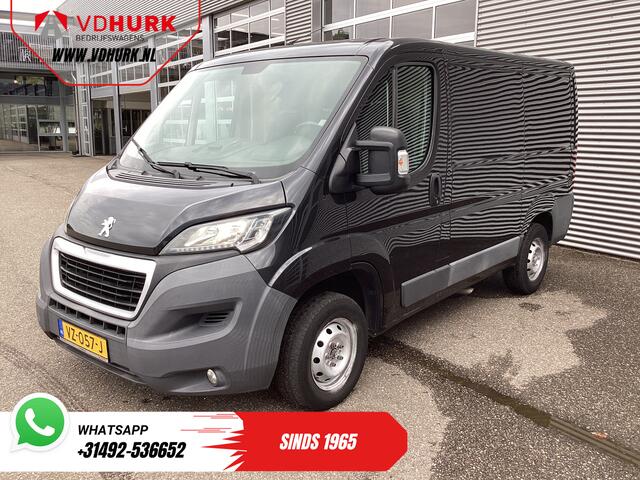 Peugeot BOXER 2.0 HDI 130 pk EXPORT Climate/ Cruise/ Gev. Stoel/ Navi/ PDC/ Trekhaak/ 2.5t Trekverm.