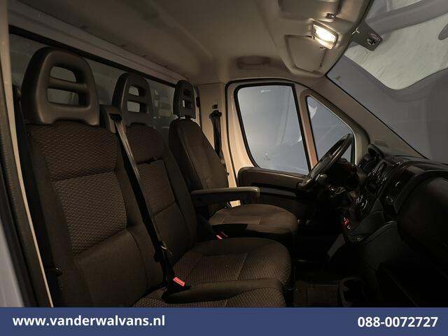 Peugeot BOXER 2.2 BlueHDi 141pk Bakwagen Laadklep Euro6 Airco | Cruisecontrol Bijrijdersbank