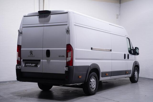 Peugeot BOXER 2.2 BlueHDi 165 pk L4H2 Navi, Camera Laadruimte Pakket, PDC achter, 3-Zits