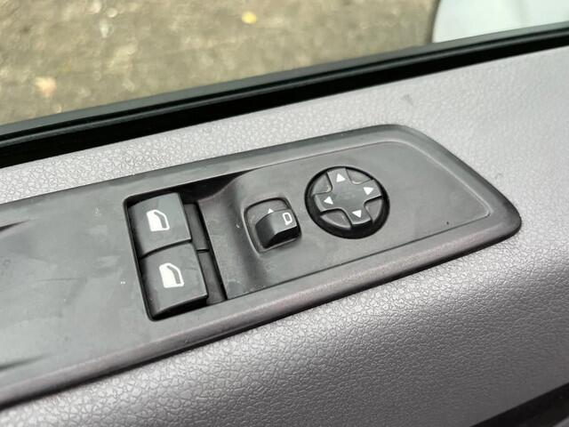 Peugeot EXPERT 231S 2.0 BlueHDI 120 Premium