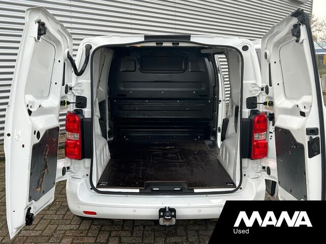 Peugeot EXPERT 1.5 BlueHDI 100PK Navigatie Airco Bluetooth Trekhaak Cruise control