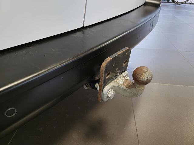 Peugeot EXPERT GB L2 S Premium 2.0 BlueHDi 120pk EAT8 AUTOMAAT | NAVI | CAMERA | 17" LM-VELGEN | SIDE-BARS | TREKHAAK