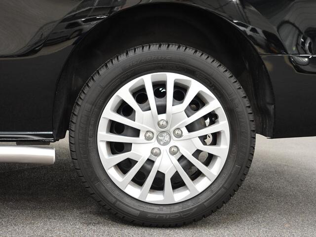 Peugeot EXPERT 2.0 BlueHDI 145PK L3 Automaat Airco Cruise Navigatie Trekhaak Carplay