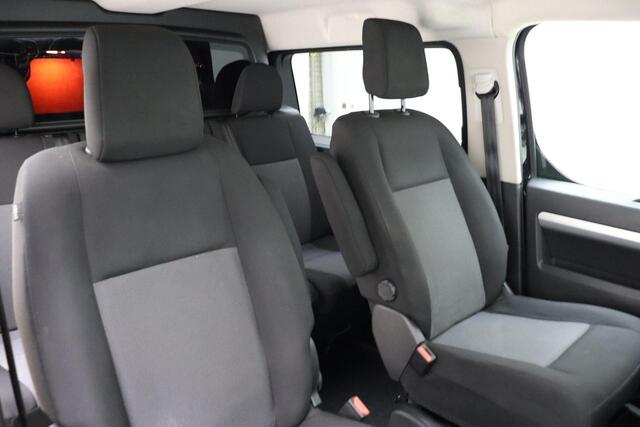 Peugeot EXPERT 2.0 BlueHDI Long Asphalt DC 180 PK | Automaat | Trekhaak | Dubbele schuifdeur | Stoelverwarming | Camera | Dodehoekdetectie | Cruise Control | Navigatie | 1e eigenaar