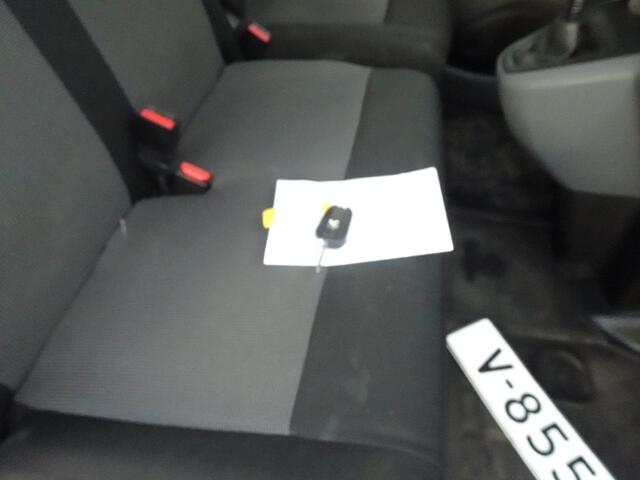 Peugeot EXPERT 231C 2.0 BlueHDI 120 Pro 3 zits 132888 km 2 x schuifdeur