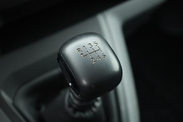 Peugeot EXPERT 1.5 BlueHDI 120 Standard Premium | Imperial | Trekhaak | Bekisting | Cruise