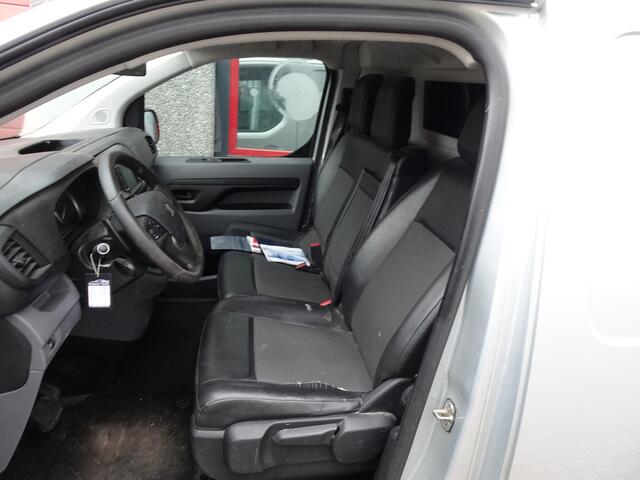 Peugeot EXPERT 227S 2.0 BlueHDI 180 Premium Pack 3 zits