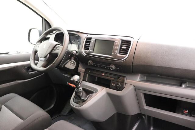 Peugeot EXPERT 2.0 BlueHDI Long Premium DC 120 PK | Handgeschakeld | 6-Zits | Stoelverwarming | Betimmering | Trekhaak | Navigatie | Dodehoekdetectie | 1e eigenaar