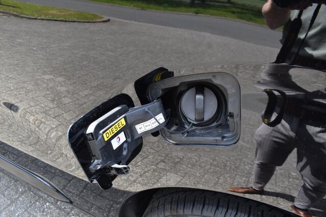 Peugeot EXPERT 2.0 BlueHDI 180 S&S L3 / Keyless / Automaat / Cruise Control / 17'' LM / Schuifdeur rechts