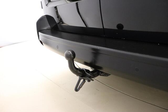 Peugeot EXPERT 231L 2.0 BlueHDI 120 DC Premium | 5 zits | Achteruitrijcamera | Trekhaak | Airco | Navigatie | Cruise control | Lichtmetalen velgen | Bumpers in kleur | Trekhaak