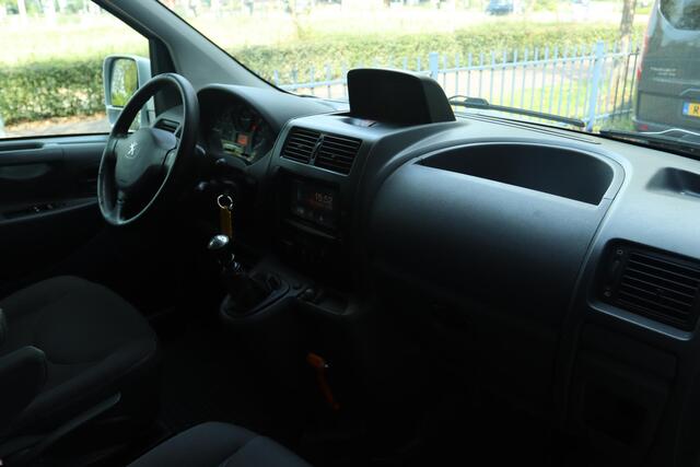 Peugeot EXPERT 229 2.0 HDI 128 PK L2H1*MARGE!*+ DRAADLOZE CARPLAY | 19 INCH | CAMERA | TREKHAAK 2000 KG | CRUISE CONTROL