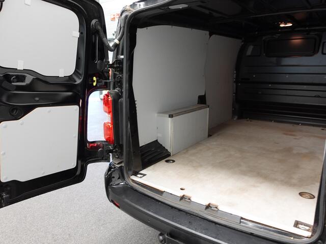 Peugeot EXPERT 2.0 BlueHDI 145 PK Automaat L3 | Navigatie | Cruise Control | Airco | Trekhaak | Betimmering | Led | Bumpers in kleur