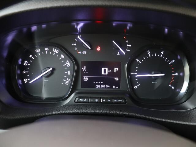 Peugeot EXPERT 2.0 BlueHDI 145pk L2 Asphalt Automaat | RIJKLAAR! | Climate Control | Trekhaak | Navigatie P4 Bezichtiging op afspraak