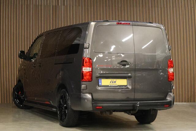 Peugeot EXPERT 2.0 BlueHDI 180 DC XL L3H1 | Sport Edition | L+R Schuifdeur | CarPlay | Camera | Dodehoek detector | Navigatie | Bi-Xenon | Trekhaak | Climate control | PDC | Alarm klasse 3 | Nieuwe APK | NAP Logisch