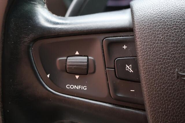 Peugeot EXPERT 2.0 BlueHDI 180 DC XL L3H1 | Sport Edition | L+R Schuifdeur | CarPlay | Camera | Dodehoek detector | Navigatie | Bi-Xenon | Trekhaak | Climate control | PDC | Alarm klasse 3 | Nieuwe APK | NAP Logisch