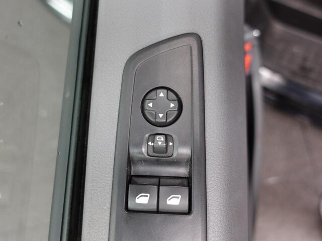 Peugeot EXPERT 2.0 BlueHDI 180PK Long L3H1 Premium Automaat Navigatie App-Connect Cruise Control Airco LM Velgen Euro6