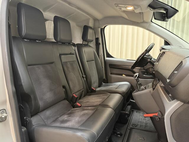 Peugeot EXPERT 2.0 BlueHDI 120 Long Premium *Eerste Eigenaar* 2500KG Trekg. / Carplay / Camera / Trekhaak / Dodehoek / Navigatie / Cruise / PDC V&A / 17'' LMV