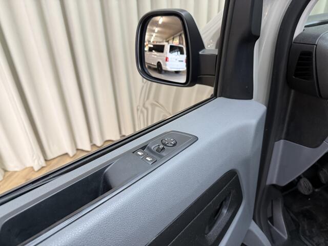 Peugeot EXPERT 2.0 BlueHDI 120 Long Premium *Eerste Eigenaar* 2500KG Trekg. / Carplay / Camera / Trekhaak / Dodehoek / Navigatie / Cruise / PDC V&A / 17'' LMV