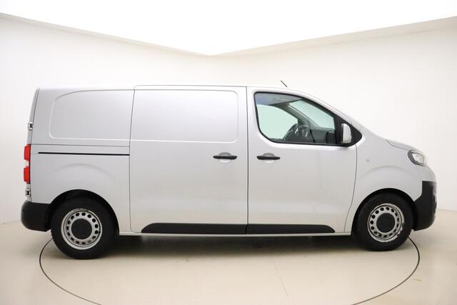 Peugeot EXPERT 226S 1.6 BlueHDI 115 Premium L2 Peugeot Expert 226S 1.6 BlueHDI 115 Premium | Navigatie | Metaallak | Trekhaak | Parkeersensoren | Cruise control | Bluetooth | Dodehoek assistent